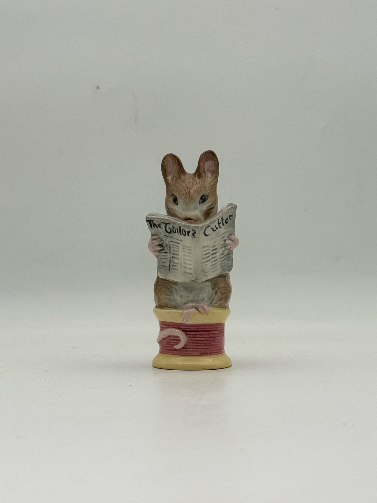 Beswick Beatrix Potter "Tailor Of Gloucester" Figurine