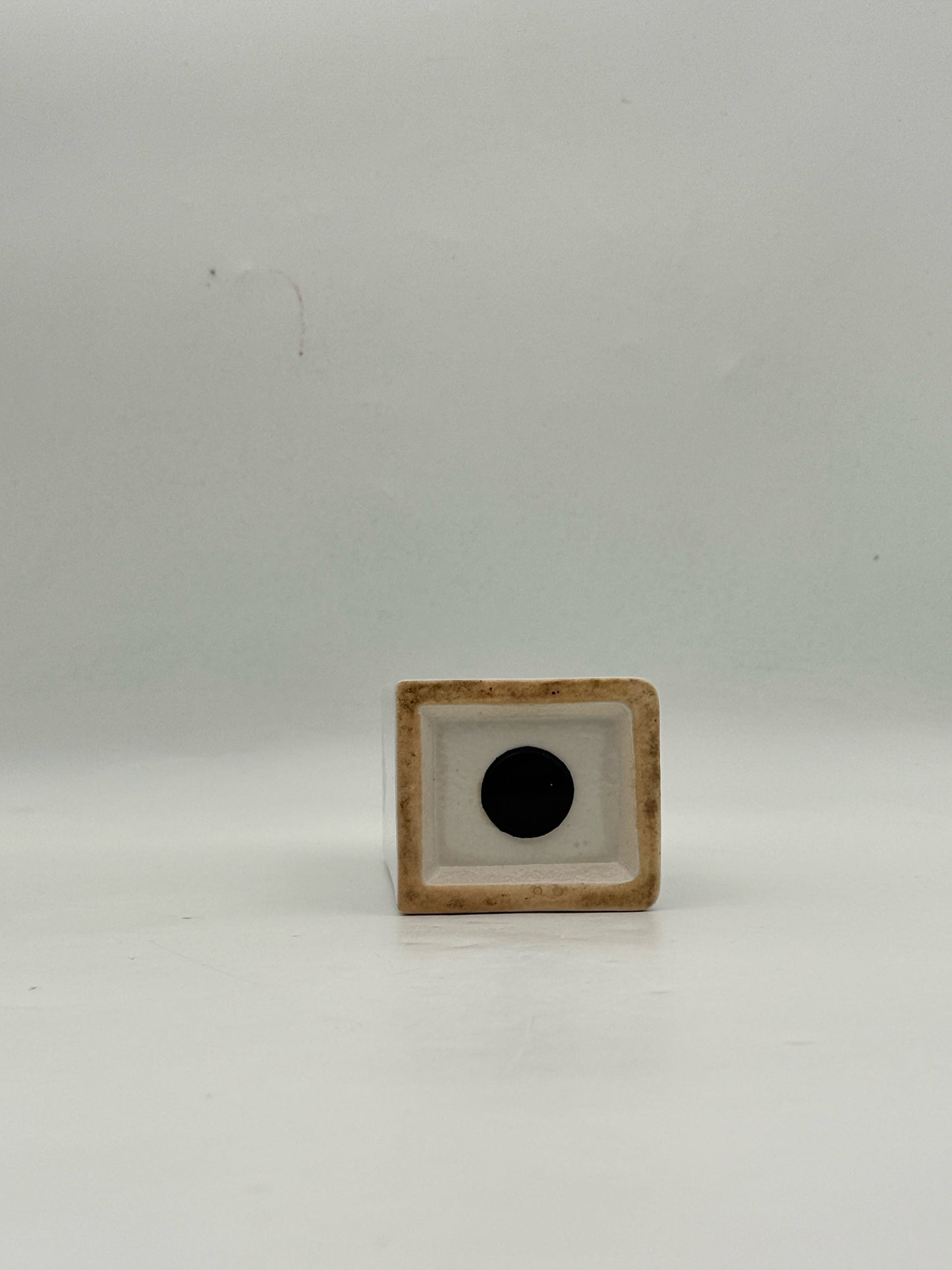 Vintage O'Keefe And Merritt Salt And Pepper Shaker Set