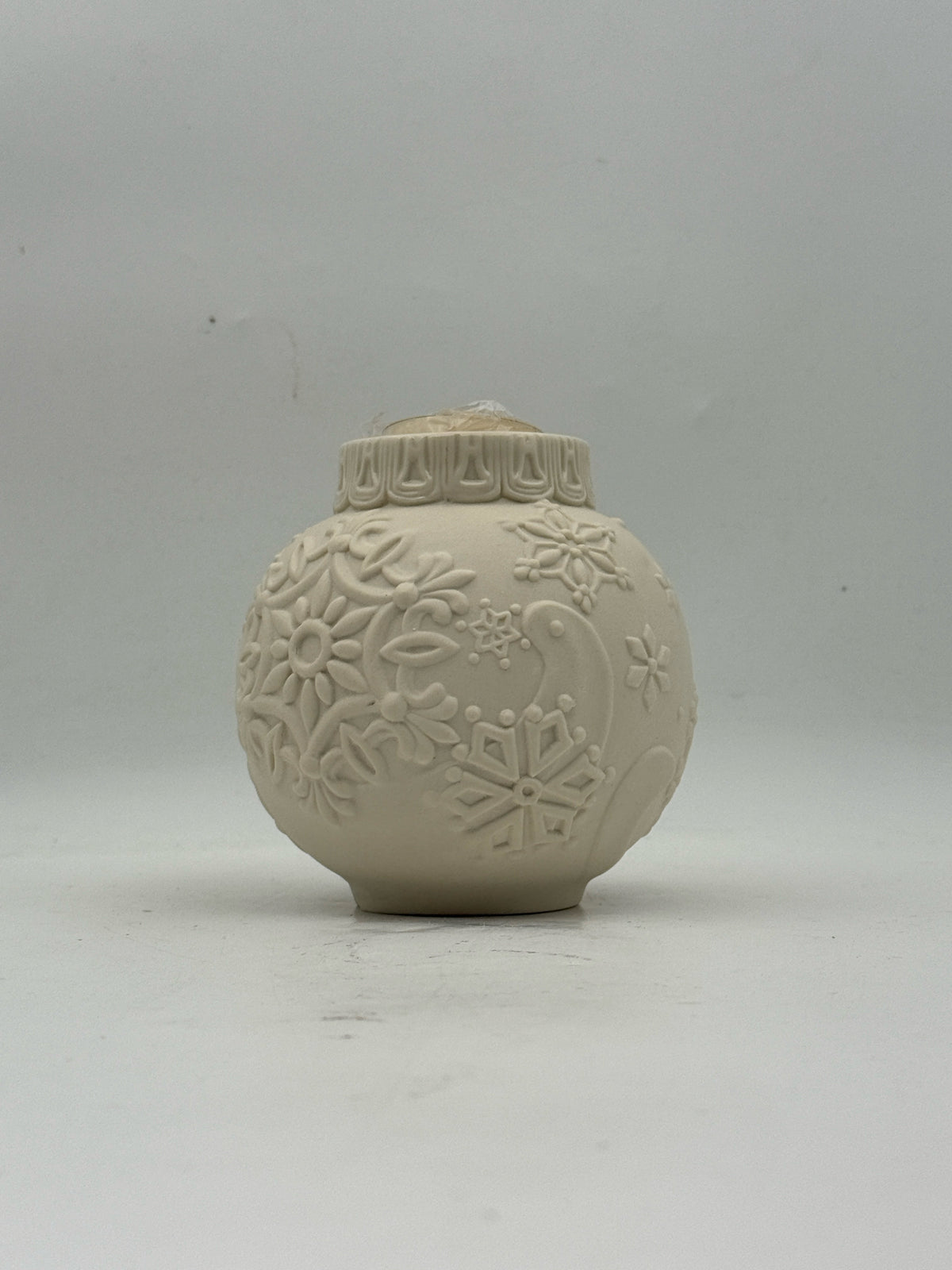 Lenox Ornamental Glow Snowflake Candle Holder