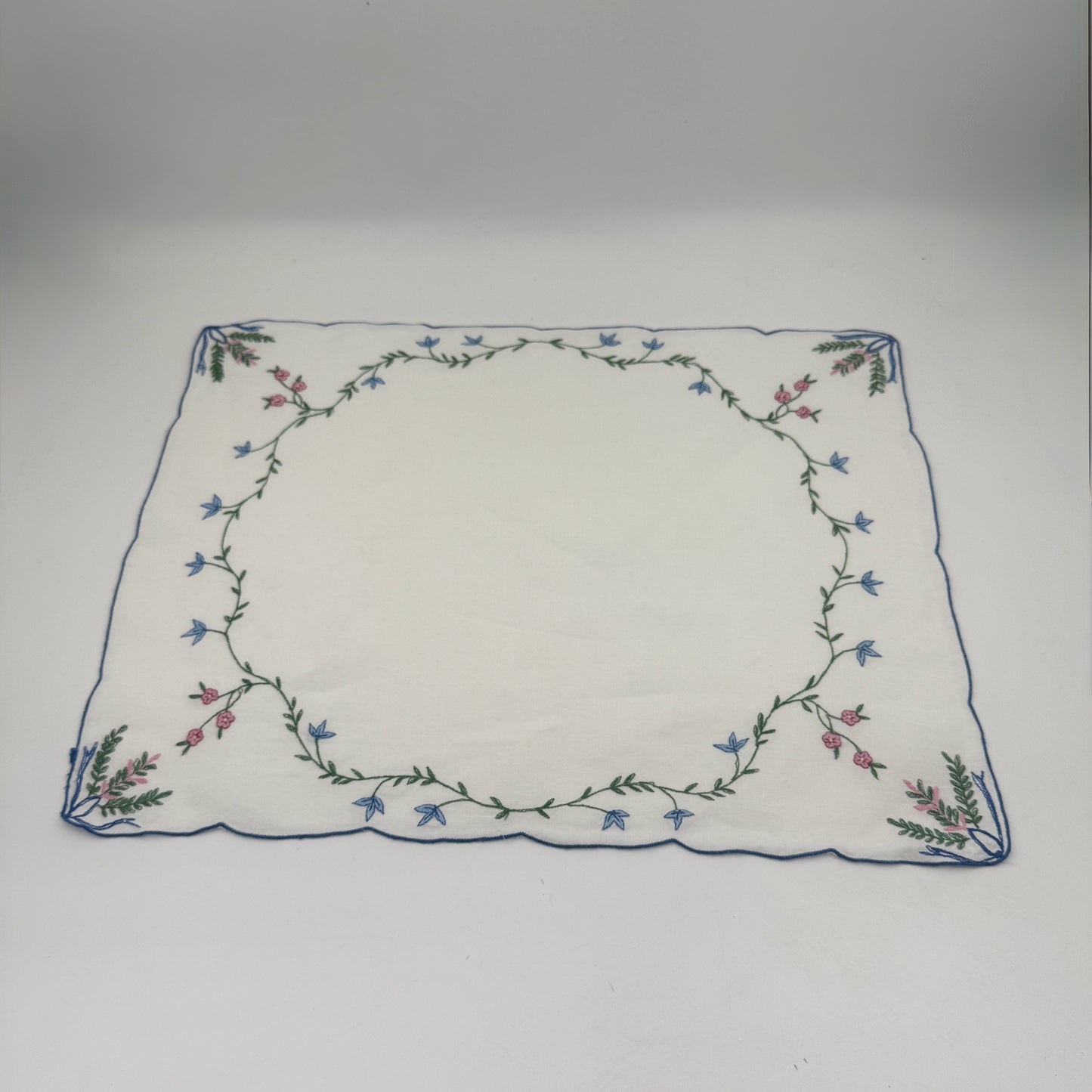 Set Of Ten White Napkins And Placemats