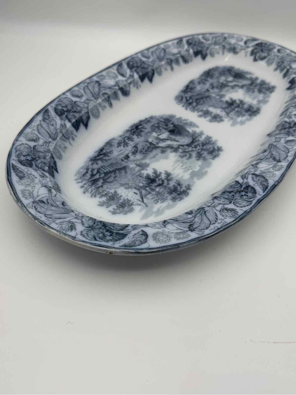 1860 Copeland Hops Pattern Pattern Bread Platter
