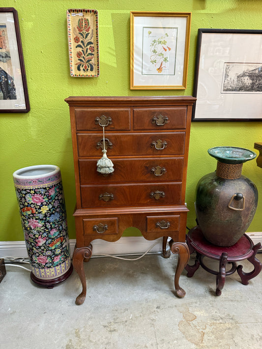 Mahogany Wood Chest Of Drawers With Legs