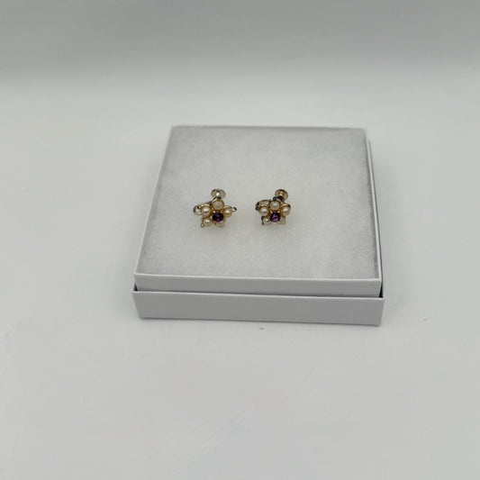 Vintage Screwback Flower Pearl  Earrings