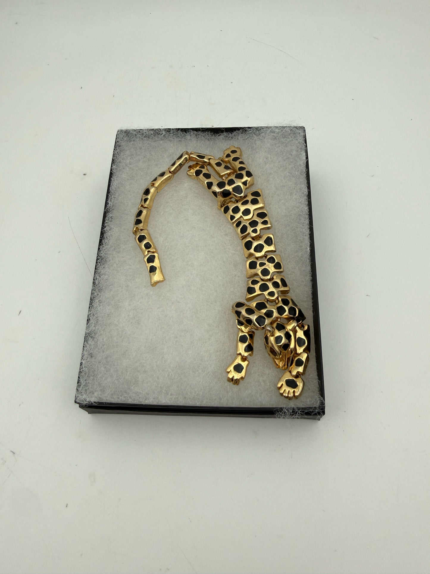 Vintage Jaguar Cat Shoulder Brooch