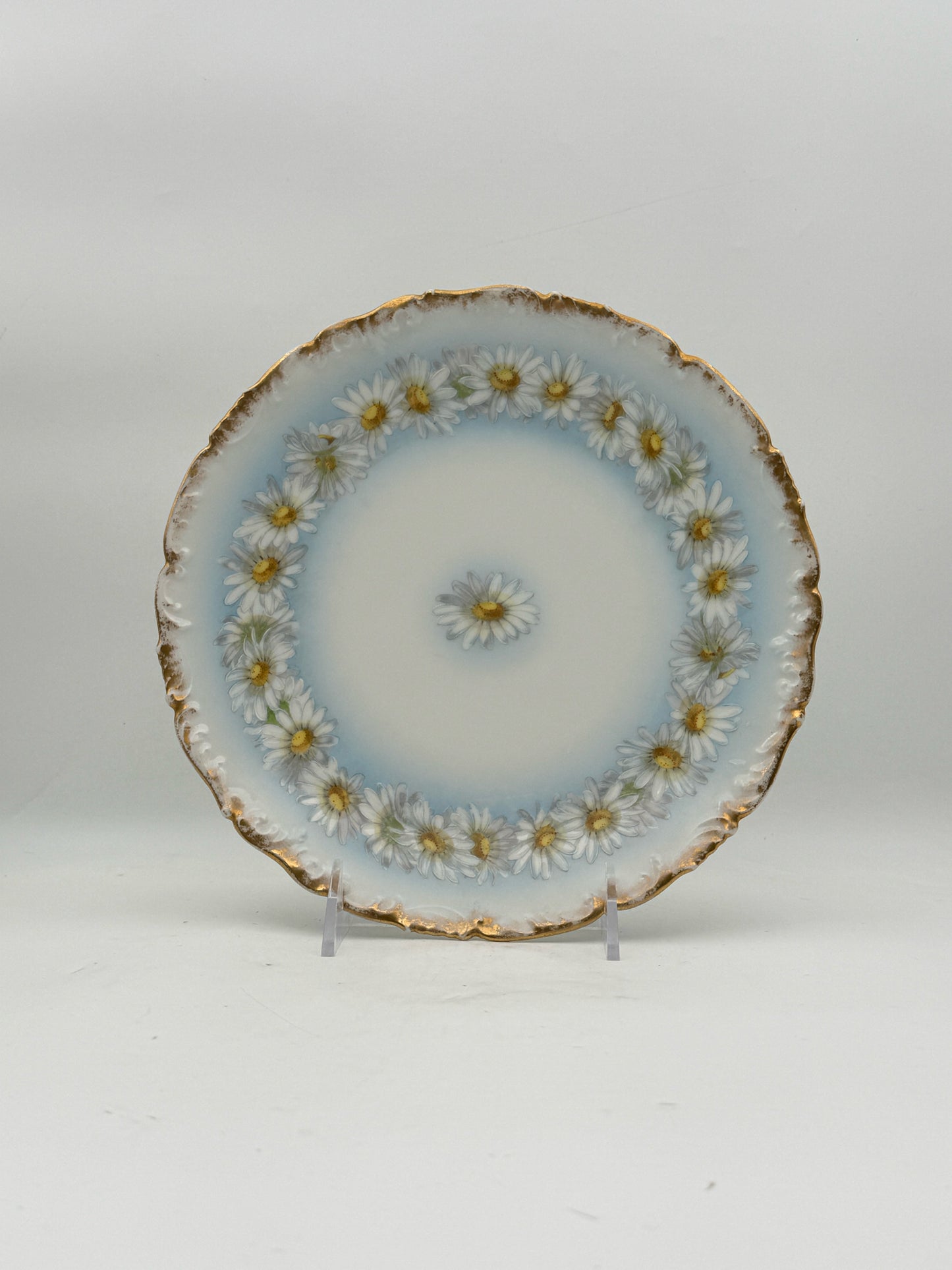 Antique Tressemanes And Vogt Daisy Chain Plate