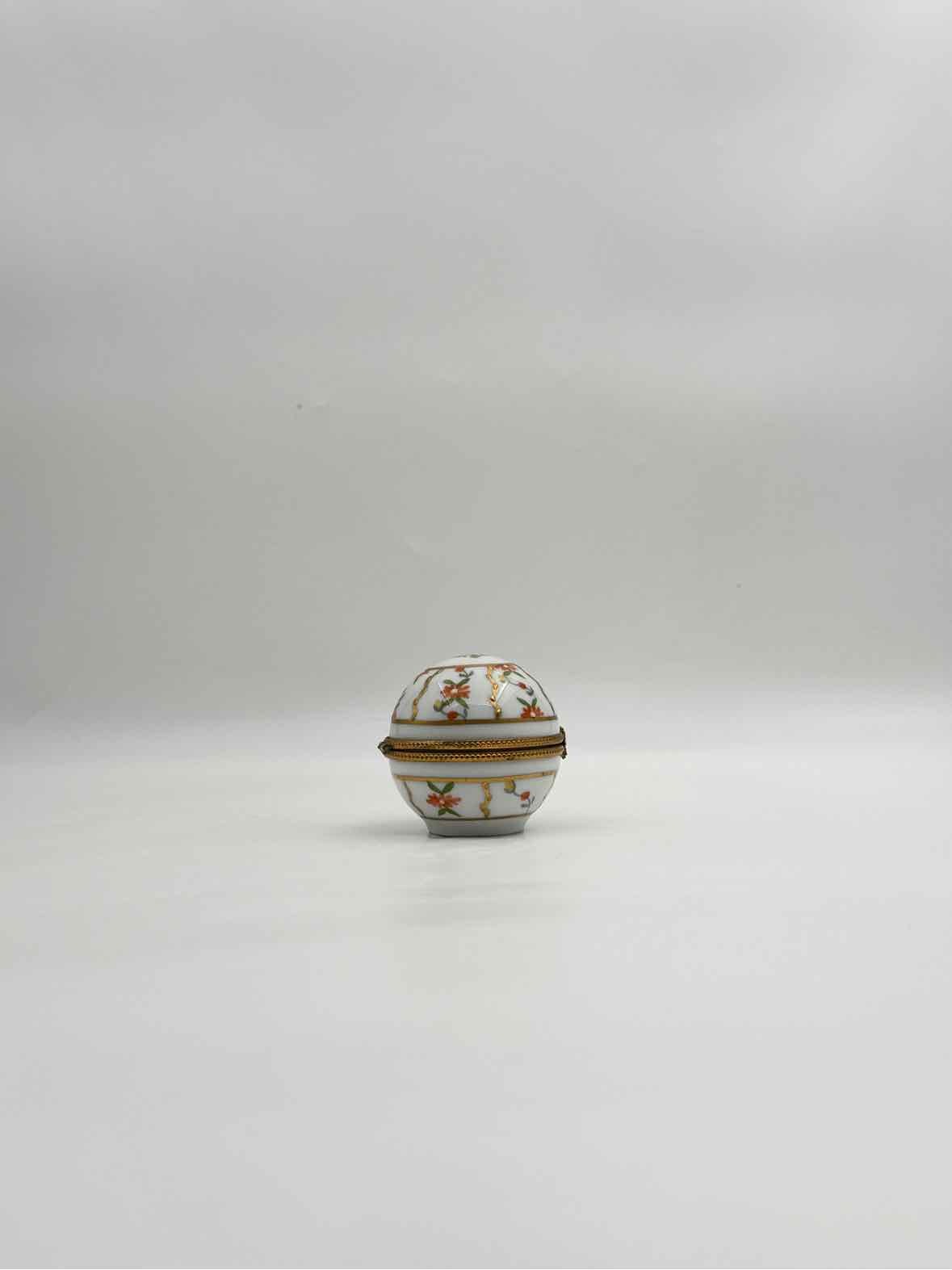 Antique Limoges Handpainted Trinket Box